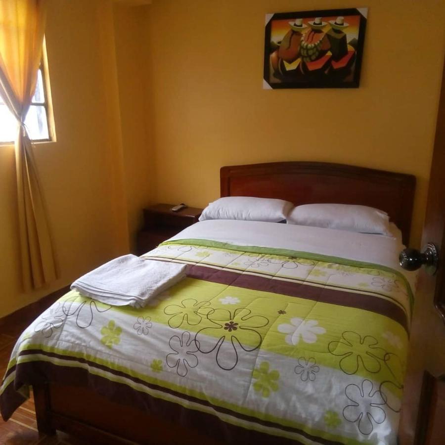 Hostal Amazonia y sol Baños Esterno foto