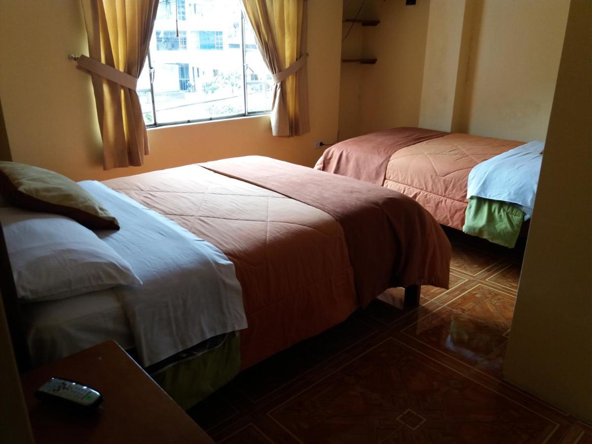 Hostal Amazonia y sol Baños Esterno foto