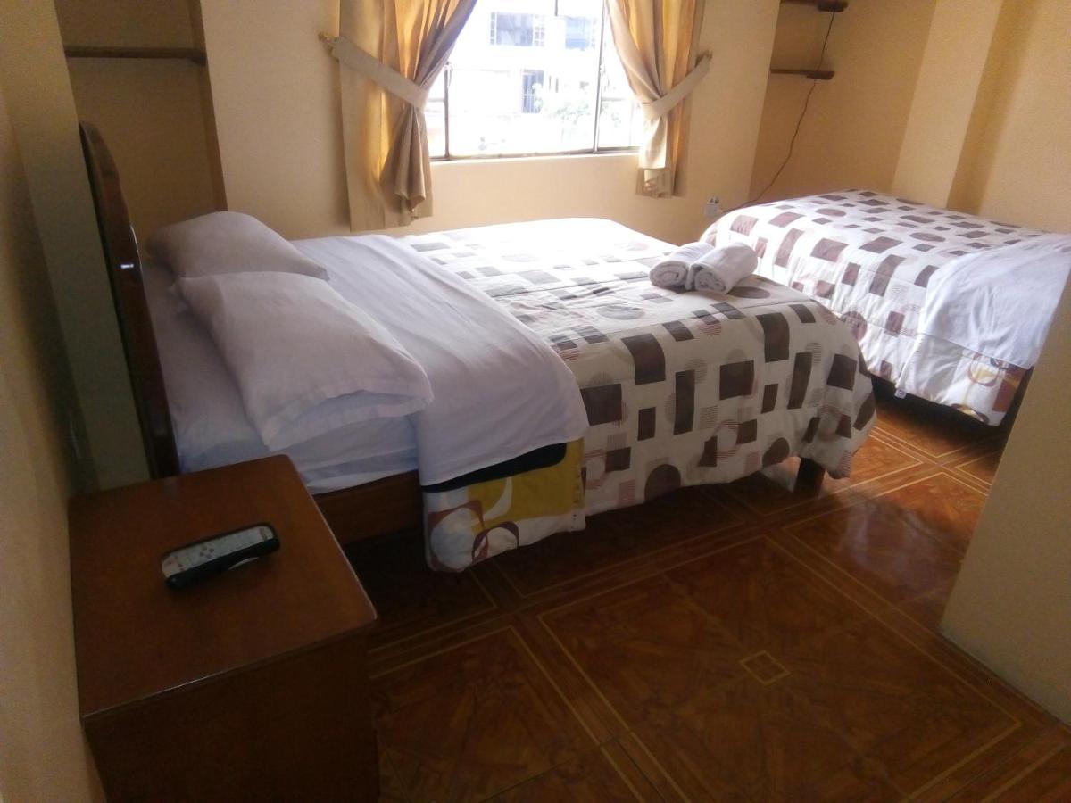 Hostal Amazonia y sol Baños Esterno foto