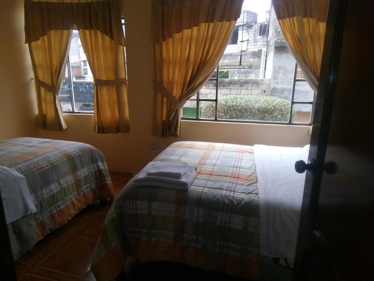 Hostal Amazonia y sol Baños Esterno foto