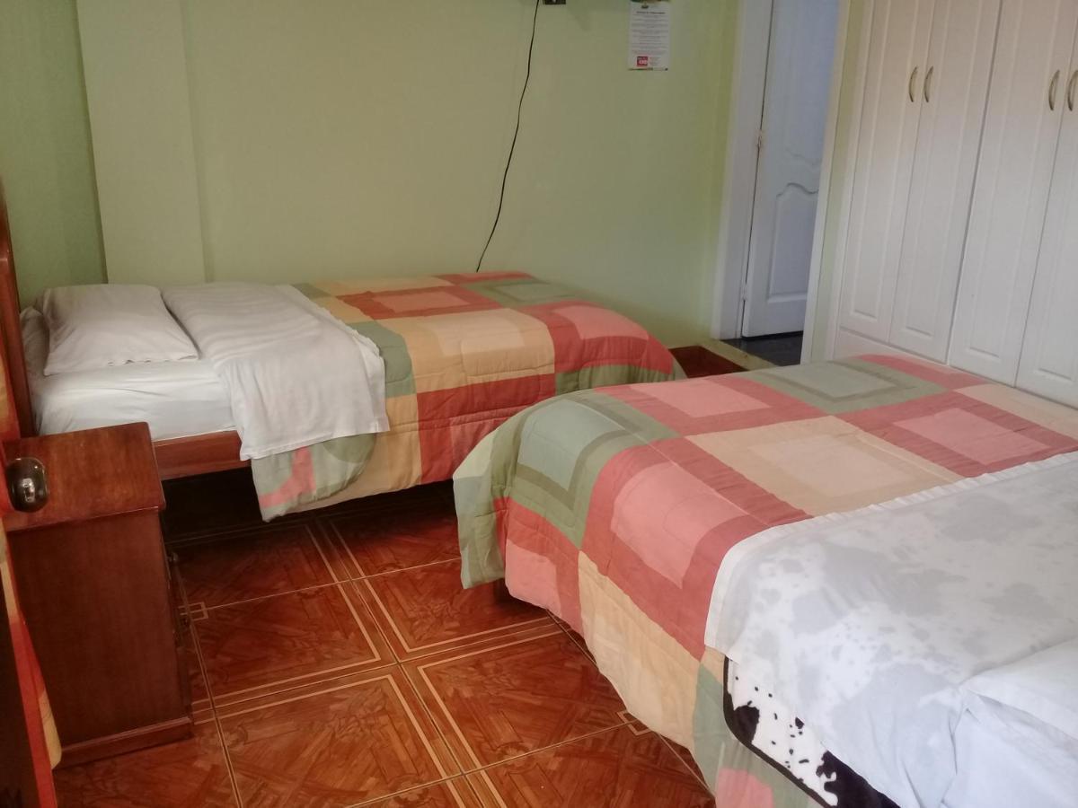 Hostal Amazonia y sol Baños Esterno foto