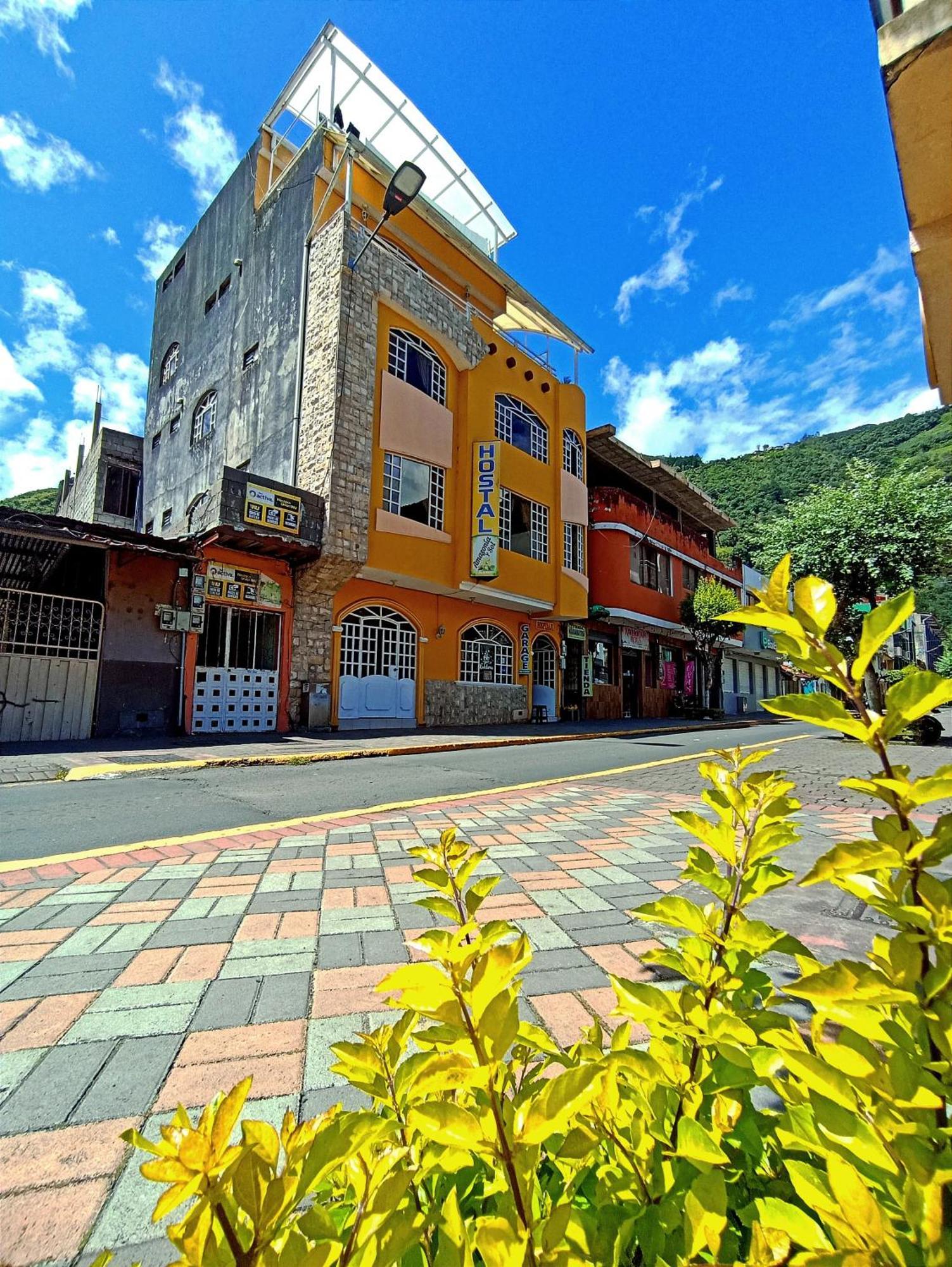 Hostal Amazonia y sol Baños Esterno foto