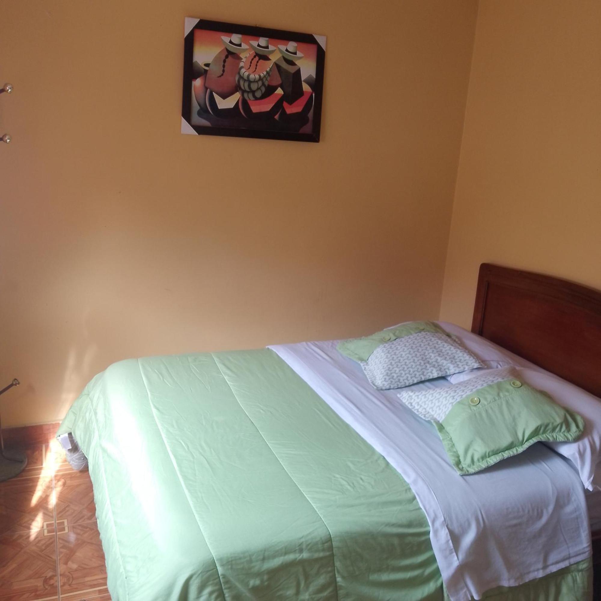 Hostal Amazonia y sol Baños Esterno foto